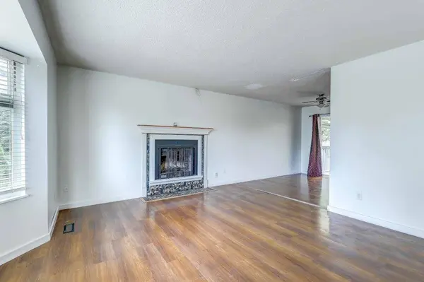 7872 Heron ST, Mission, BC V2V 6A1