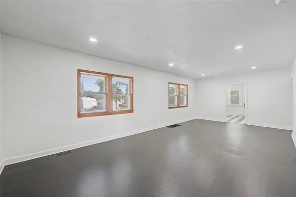 1112 Vine Street, West Des Moines, IA 50265