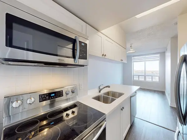 8 Hillcrest AVE #503, Toronto C14, ON M2N 3N5