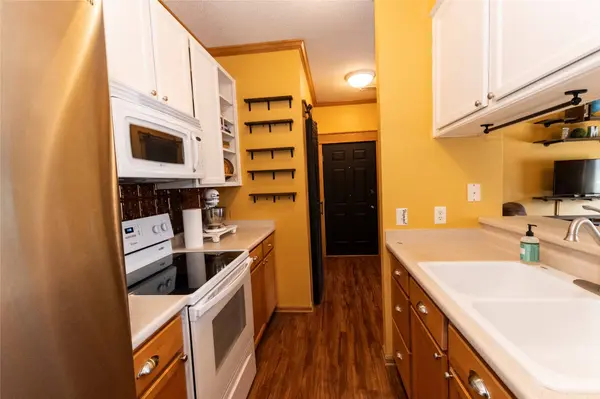 8601 Westown Parkway #17216, West Des Moines, IA 50266