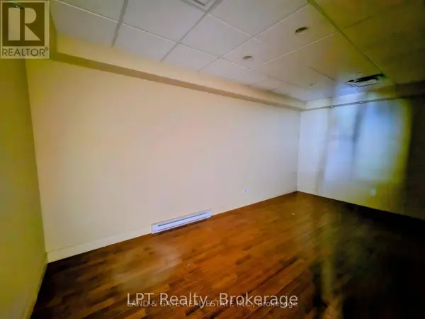 74 Simcoe ST South #101, Oshawa (central), ON L1H4G6