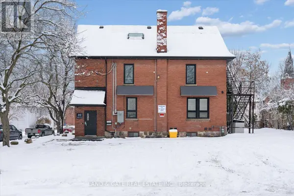 20 ELGIN STREET E, Oshawa (o'neill), ON L1G1S8