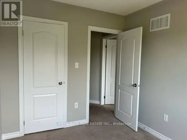 14 KATERSON LANE, Clarington (courtice), ON L1E0E9
