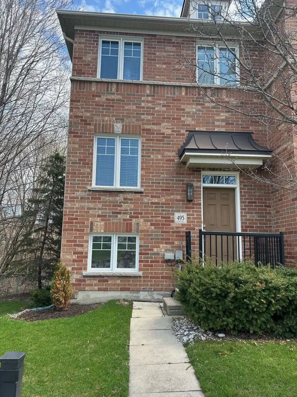 495 Mearns AVE, Clarington, ON L1C 5M5