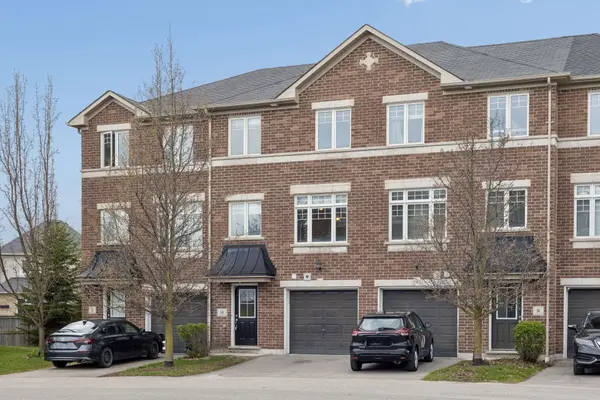14 Katerson LN, Clarington, ON L1E 0E9
