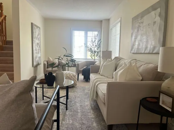 495 Mearns AVE, Clarington, ON L1C 5M5