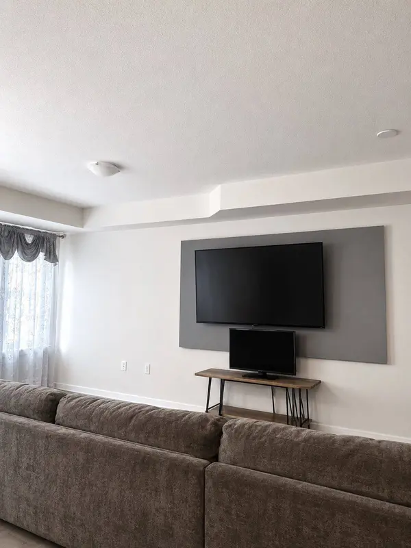 2488 Bromus PATH, Oshawa, ON L1L 0K7