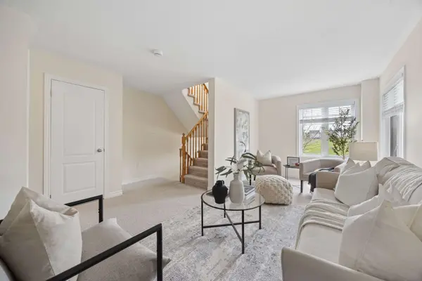 495 Mearns AVE, Clarington, ON L1C 5M5