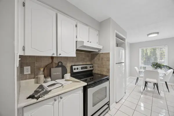 155 Glovers RD #62, Oshawa, ON L1G 7A4