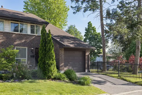 155 Glovers RD #62, Oshawa, ON L1G 7A4