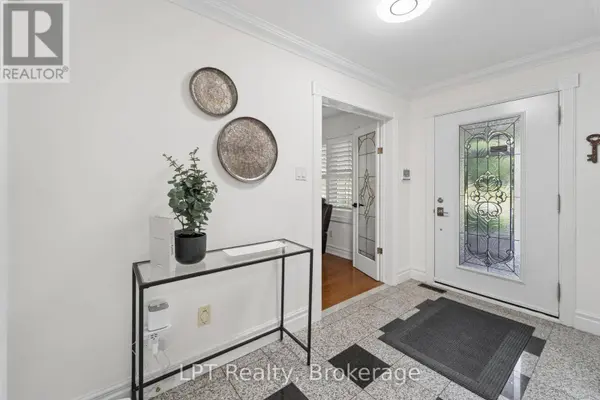 1 MAYFIELD CRESCENT, Whitby (pringle Creek), ON L1N8P3