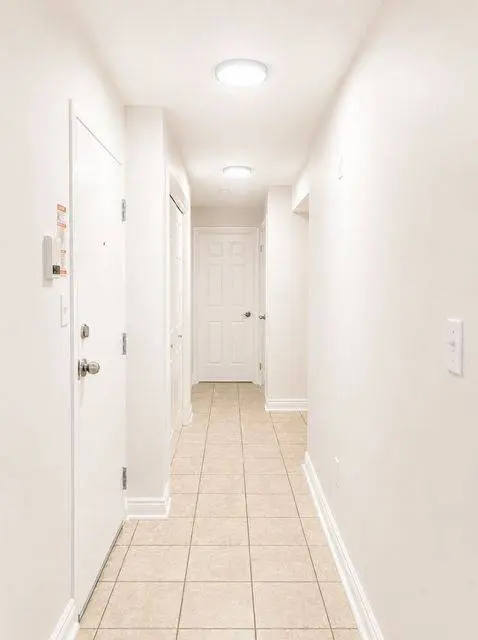 208 Centre ST S #201, Oshawa, ON L1H 4A9
