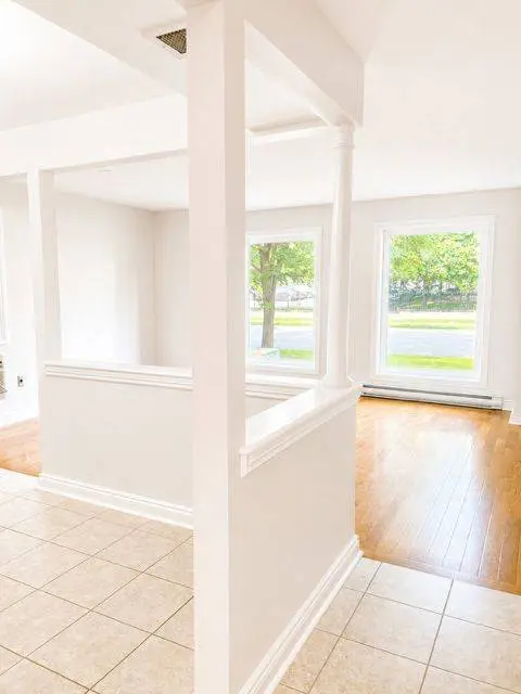 208 Centre ST S #201, Oshawa, ON L1H 4A9