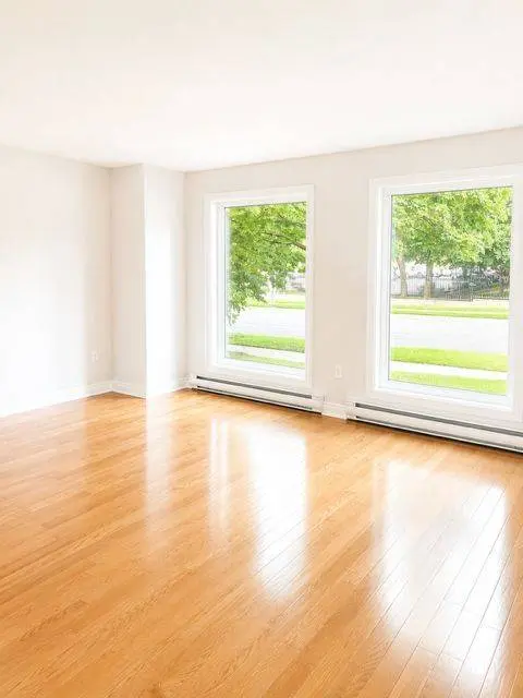208 Centre ST S #201, Oshawa, ON L1H 4A9