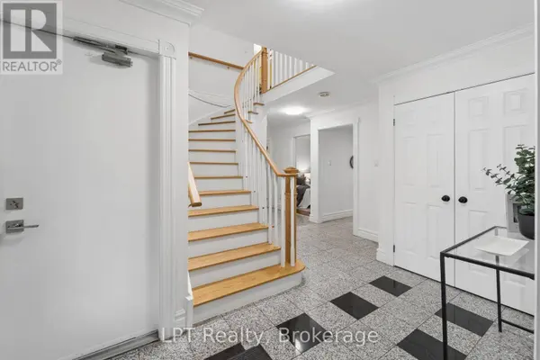 1 MAYFIELD CRESCENT, Whitby (pringle Creek), ON L1N8P3