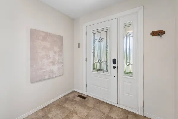34 Oxtoby LN, Uxbridge, ON L0C 1C0