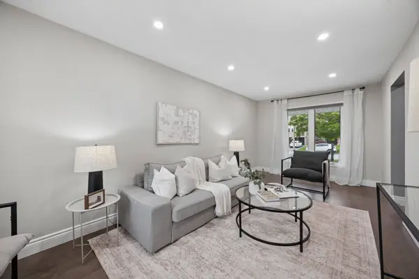 178 Sandringham DR, Clarington, ON L1E 2A5