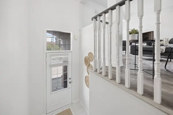 2488 Bromus PATH, Oshawa, ON L1L 0K7