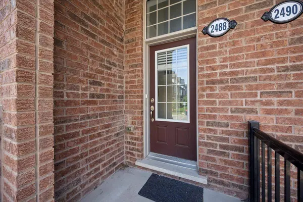 2488 Bromus PATH, Oshawa, ON L1L 0K7