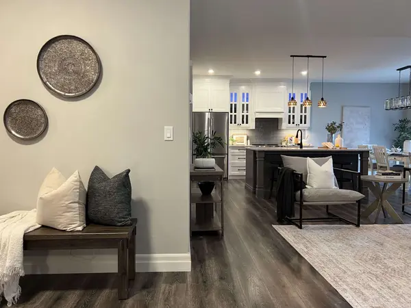 80 Ambrosia TER, Quinte West, ON K8V 0G6
