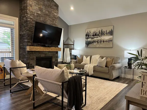 80 Ambrosia TER, Quinte West, ON K8V 0G6