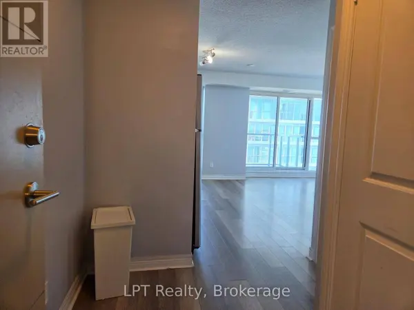 50 Town Centre CT #1504, Toronto (bendale), ON M1P0A9