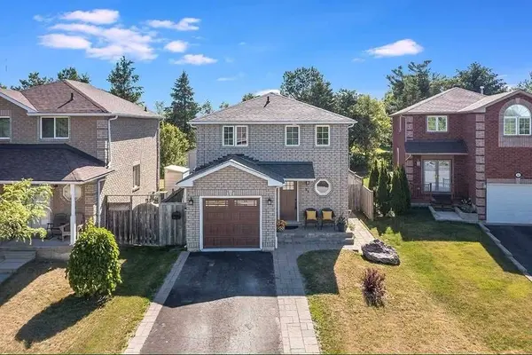 35 Clute CRES, Barrie, ON L4N 8S7