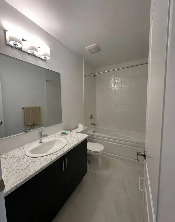 71 Milady CRES, Barrie, ON L9J 0X2