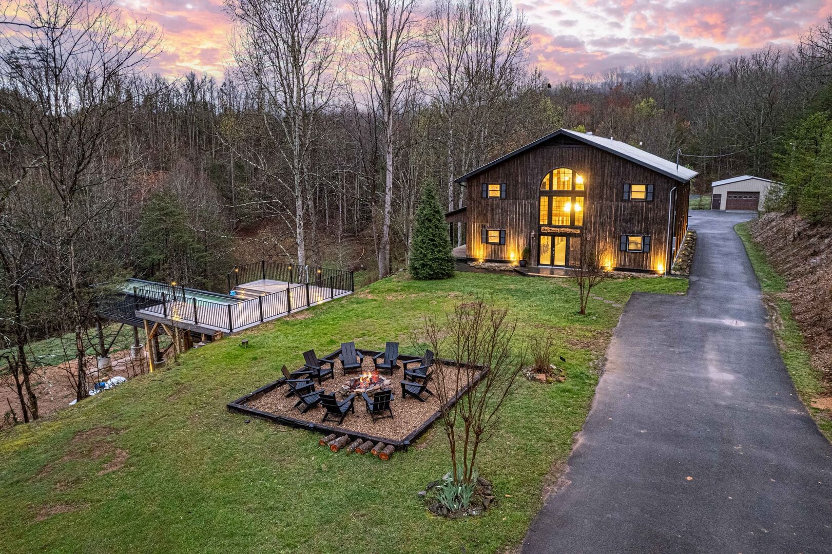 1293 Laurel Lick Rd Sevierville TN 37876
