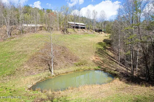 1293 Laurel Lick Rd, Sevierville, TN 37862