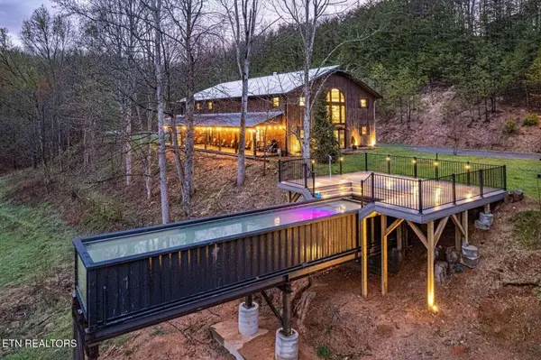 1293 Laurel Lick Rd, Sevierville, TN 37862