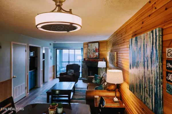 1102 Ski View DR #UNIT 208, Gatlinburg, TN 37738