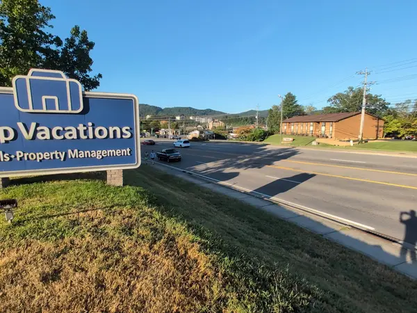 3404 Householder St, Pigeon Forge, TN 37863