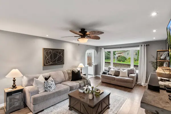 9 Lakeview AVE, Scugog, ON L0B 1E0