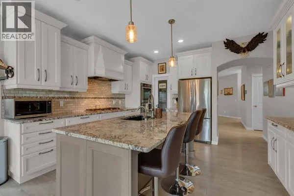 138 Reunion Landing, Airdrie, AB T4B3W4