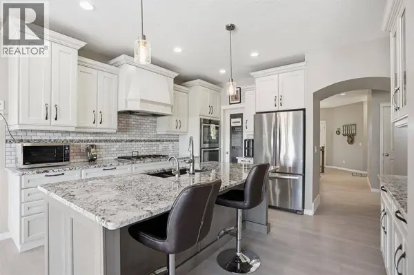 138 Reunion Landing, Airdrie, AB T4B3W4