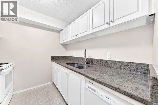1107, 6224 17 Avenue, Calgary, AB T2A7X8
