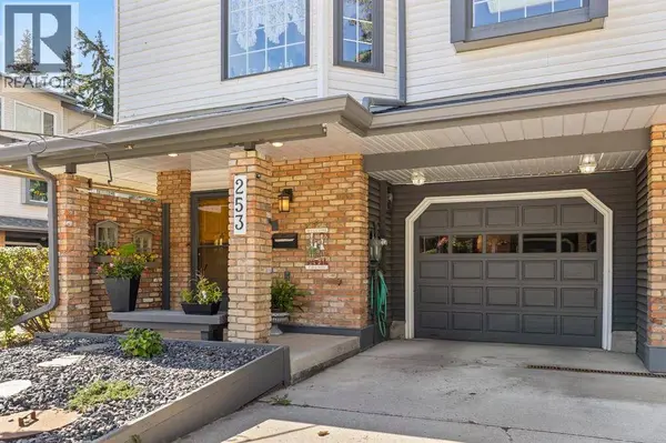 253, 4037 42 Street NW, Calgary, AB T3A2M9