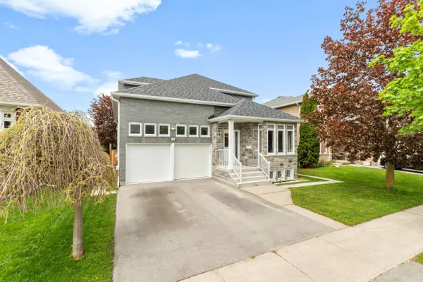 111 Bayview AVE, Georgina, ON L4P 3Z3