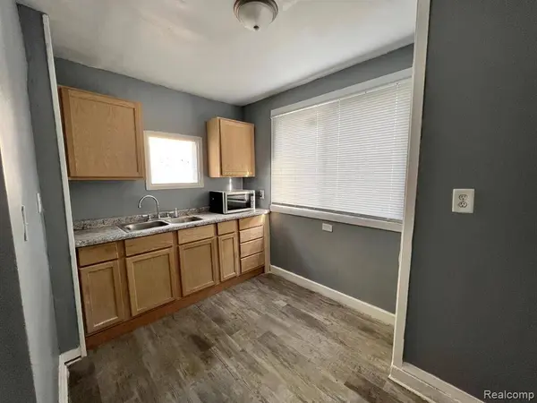 13207 Compass Street, Detroit, MI 48227