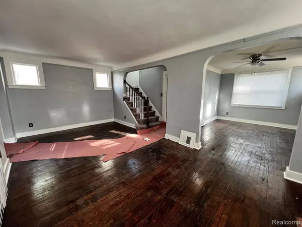 13207 Compass Street, Detroit, MI 48227
