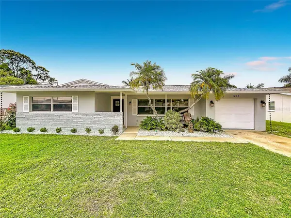 508 SHORE DR, Largo, FL 33771