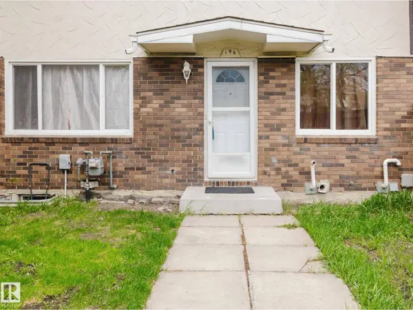 196 ROSELAND VG NW, Edmonton, AB T5E5R6