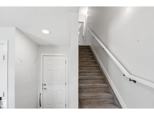 #42 2905 141 ST SW, Edmonton, AB T6W3M4