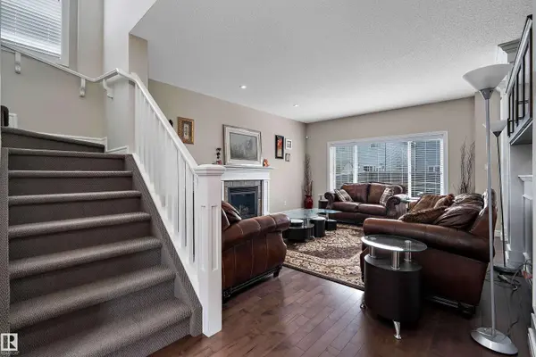 12207 172 AV NW, Edmonton, AB T5X 0H3