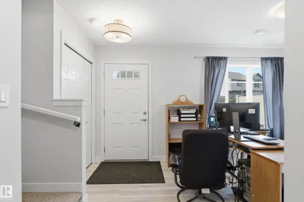#42 2905 141 ST SW, Edmonton, AB T6W 3M4