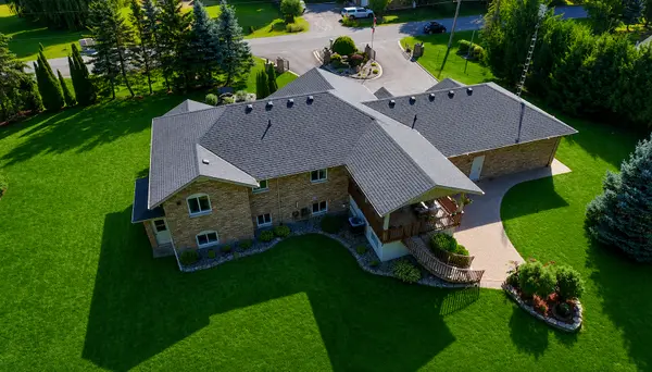 10 Vicari Rd, Brighton, ON K0K 1H0