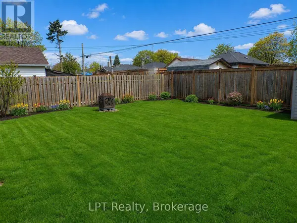 256 FAREWELL STREET, Oshawa (donevan), ON L1H6L9