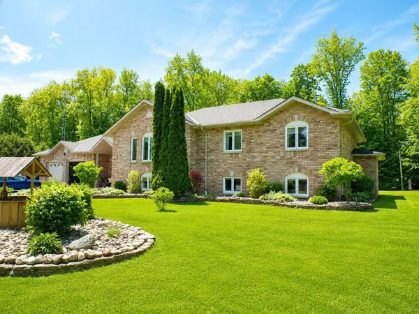 10 Vicari RD, Brighton, ON K0K 1H0