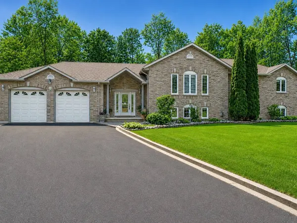 10 Vicari RD, Brighton, ON K0K 1H0